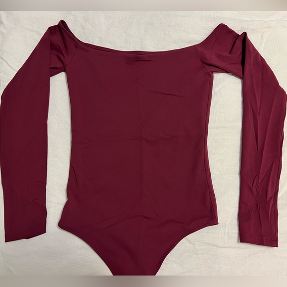 Aritzia Babaton off shoulder bodysuit - Picture 2 of 3